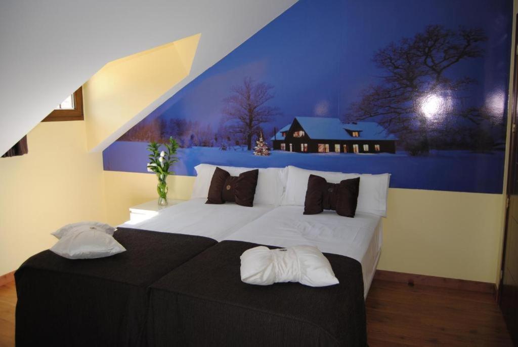 The Way Hotel *
